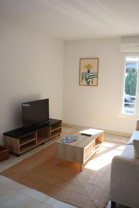 Suberbe Appartement Climatise Avec Terrasse Saint-Raphael  Bagian luar foto